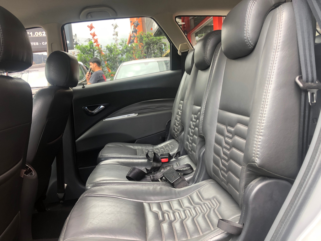 JAC J6 Prata