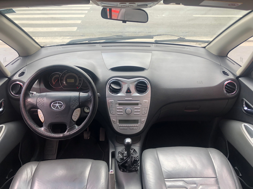 JAC J6 Prata