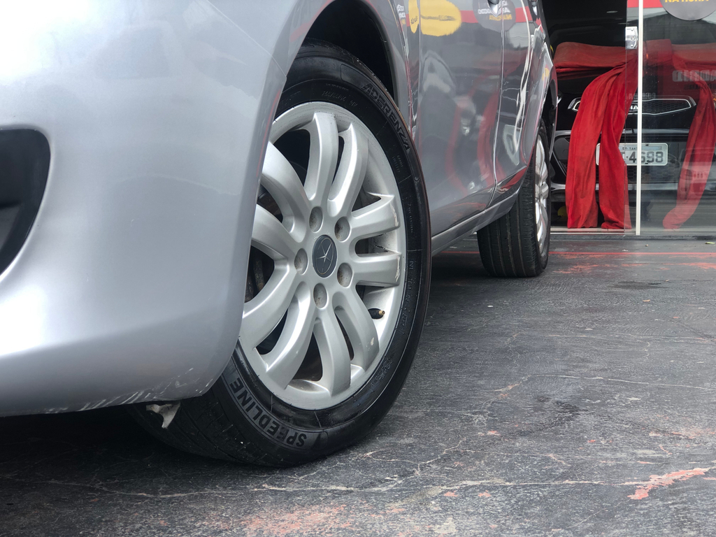 JAC J6 Prata