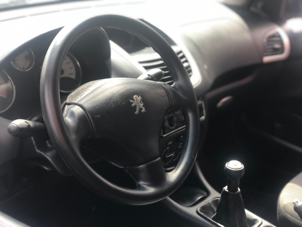 Peugeot 207 Cinza