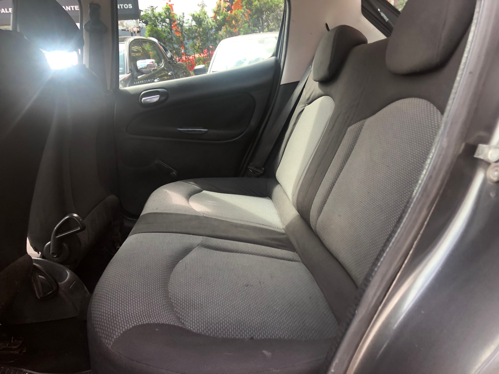 Peugeot 207 Cinza