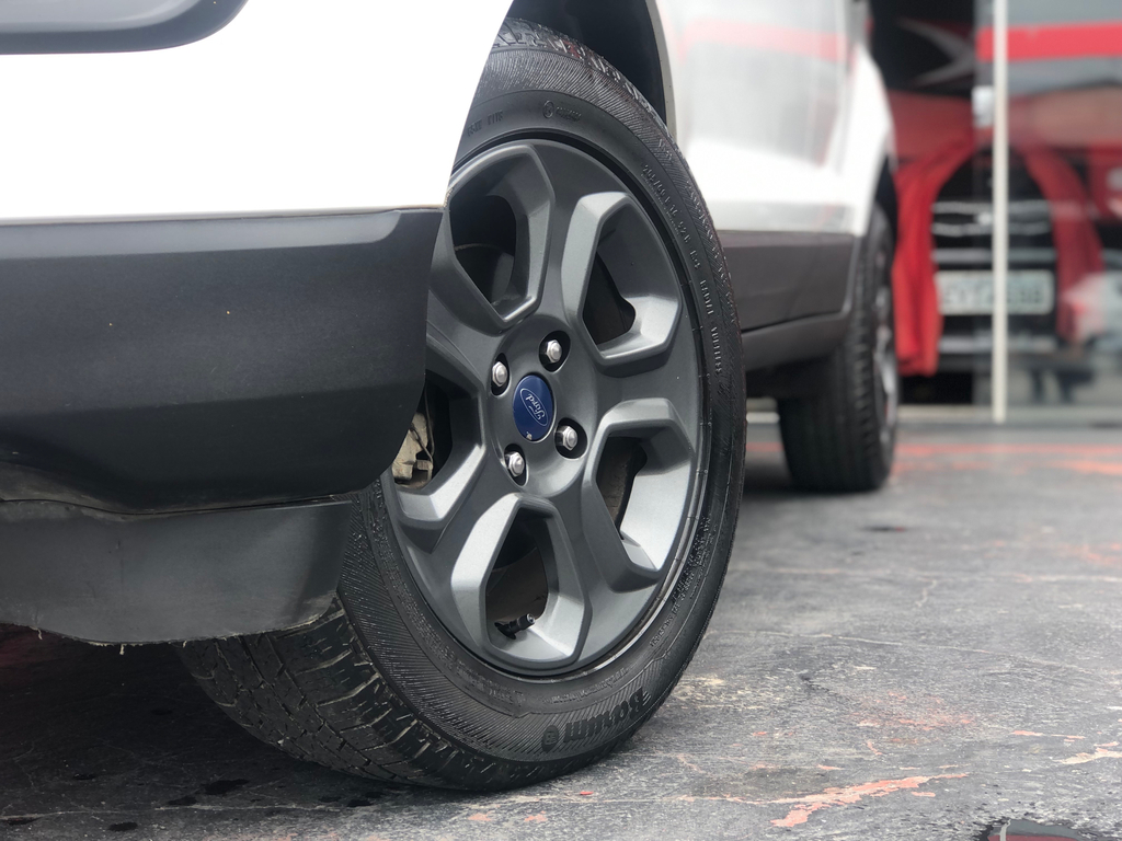 Ford EcoSport Branco