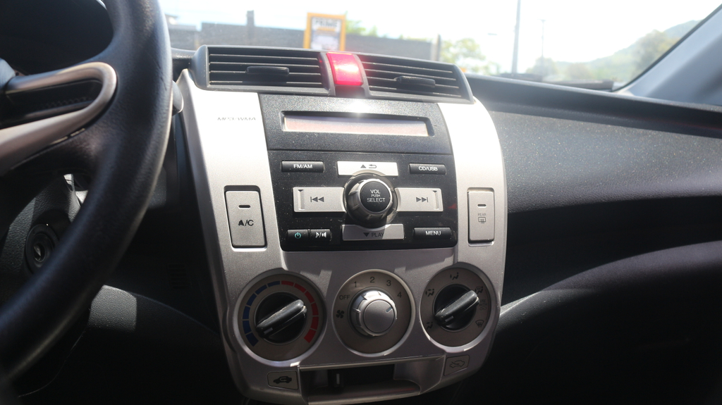 Honda City Cinza