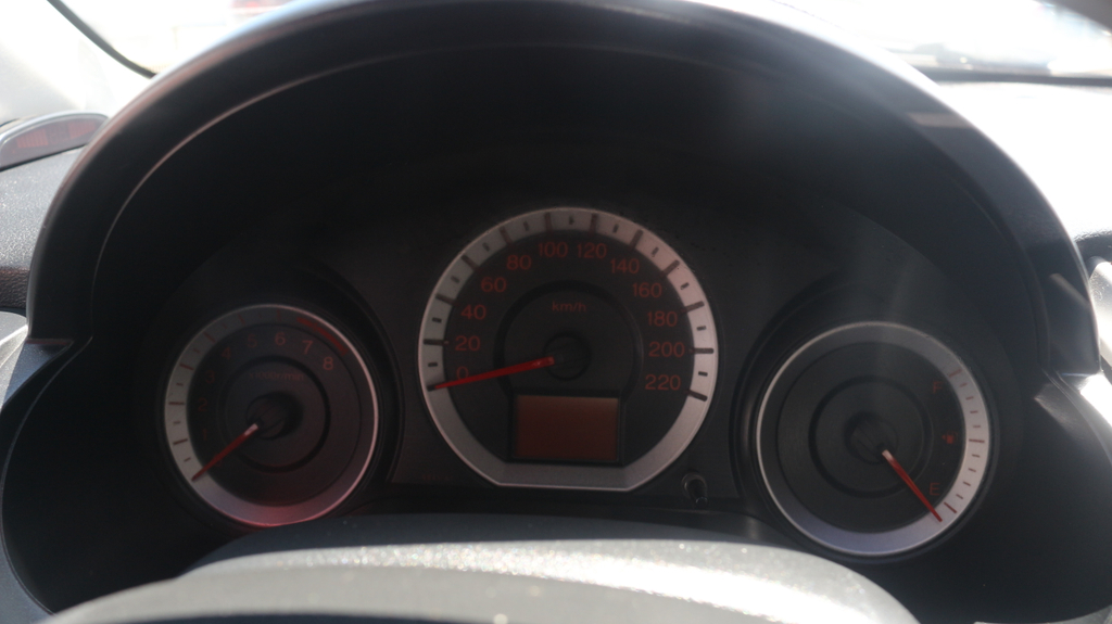 Honda City Cinza