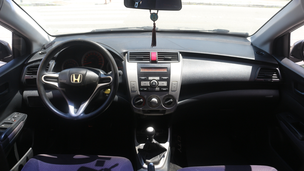 Honda City Cinza