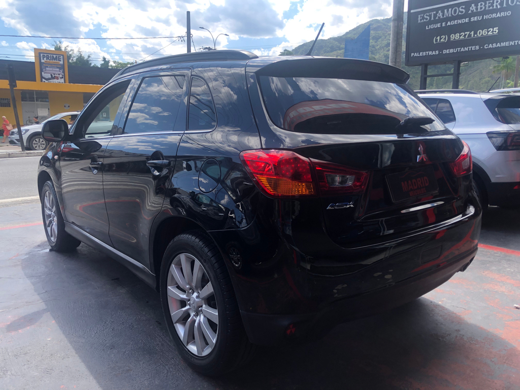 Mitsubishi ASX Preto