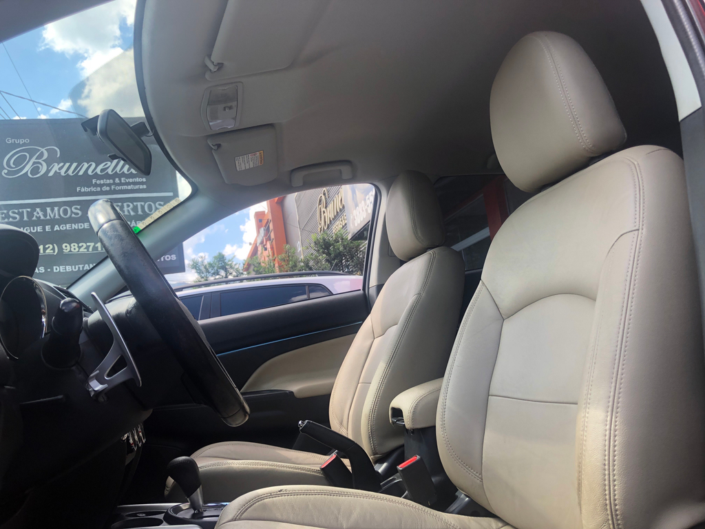 Mitsubishi ASX Preto