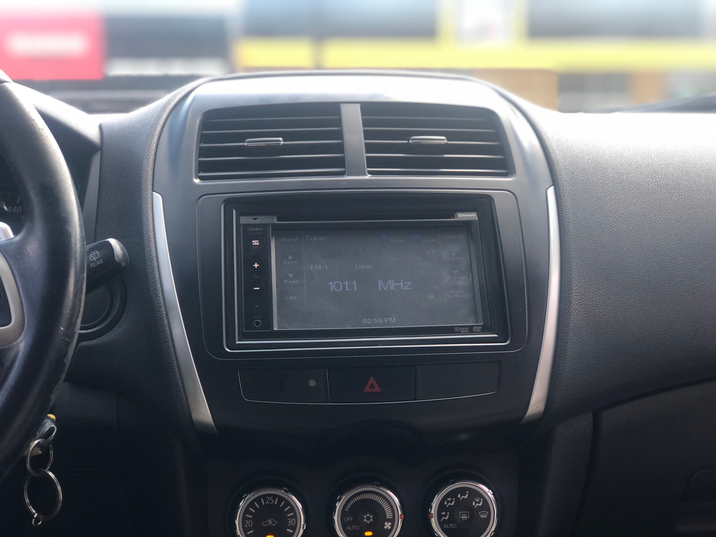 Mitsubishi ASX Preto