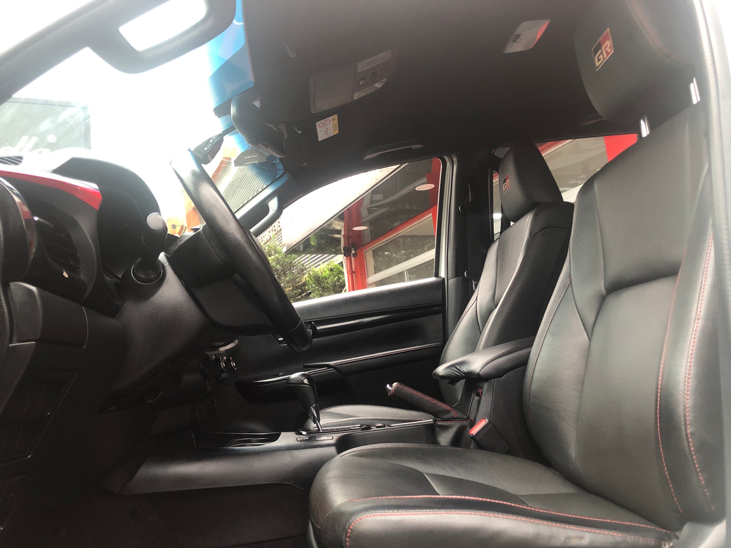 Toyota Hilux Cabine Dupla Branco