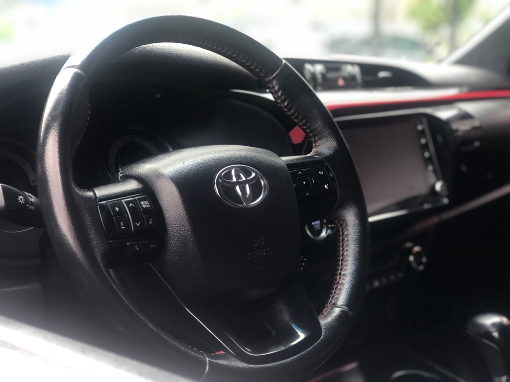 Toyota Hilux Cabine Dupla Branco