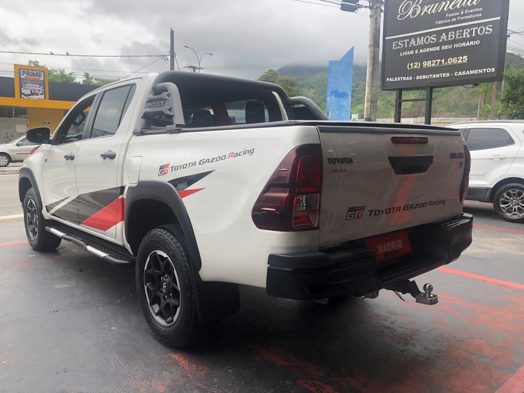 Toyota Hilux Cabine Dupla Branco