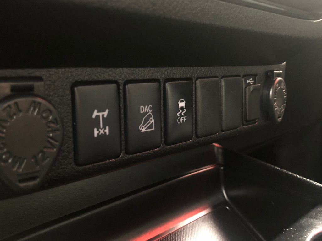 Toyota Hilux Cabine Dupla Branco