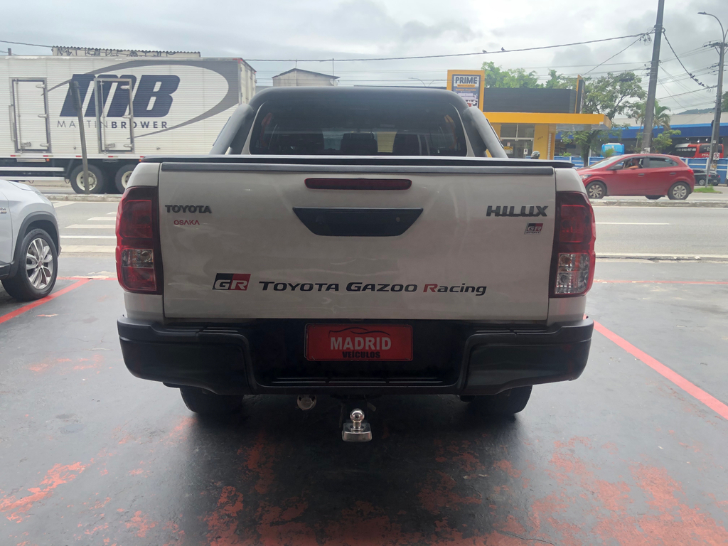 Toyota Hilux Cabine Dupla Branco