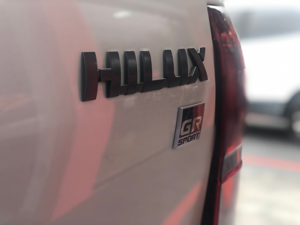 Toyota Hilux Cabine Dupla Branco