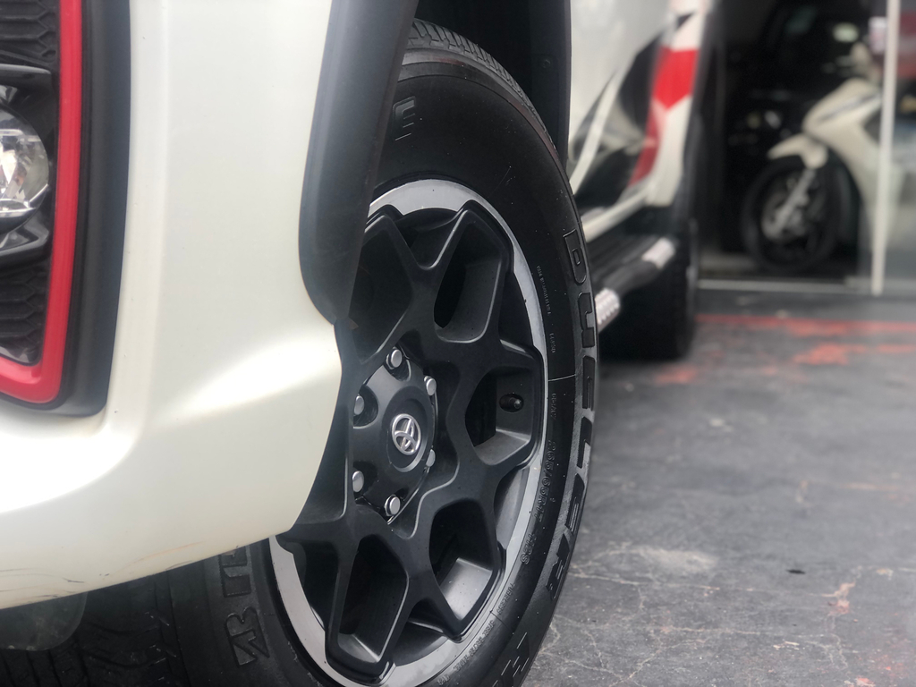 Toyota Hilux Cabine Dupla Branco