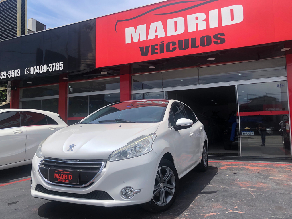 Peugeot 208 Branco