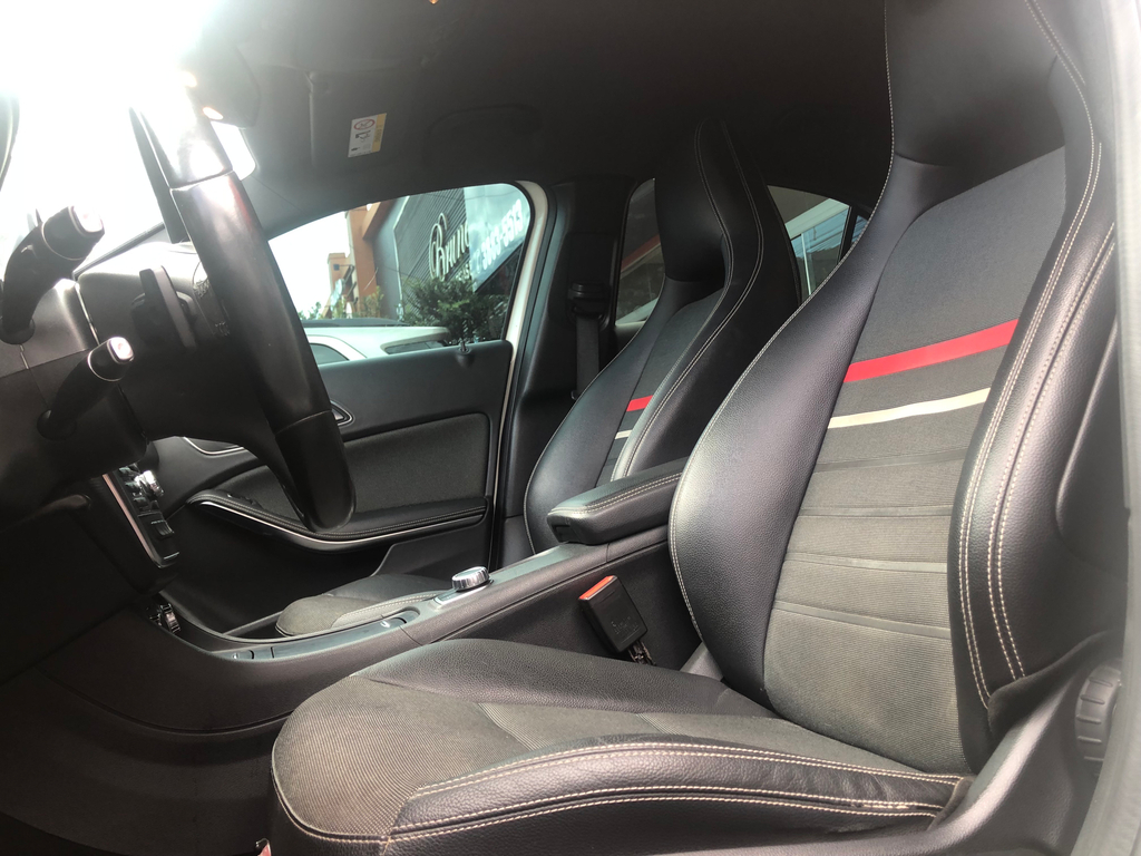 Mercedes Benz A 200 Branco