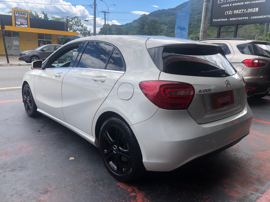 Mercedes Benz A 200 Branco