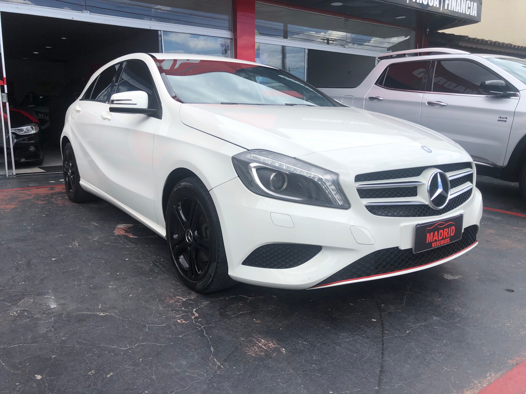 Mercedes Benz A 200 Branco