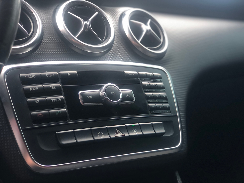 Mercedes Benz A 200 Branco