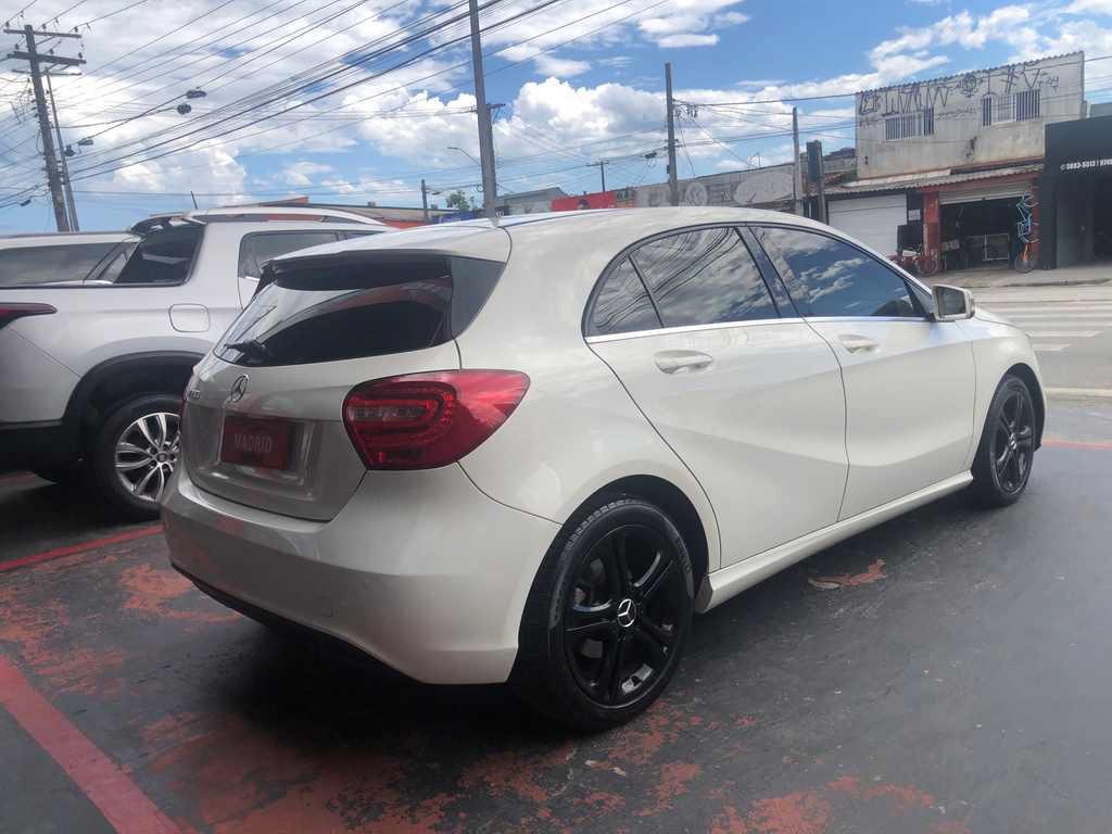 Mercedes Benz A 200 Branco