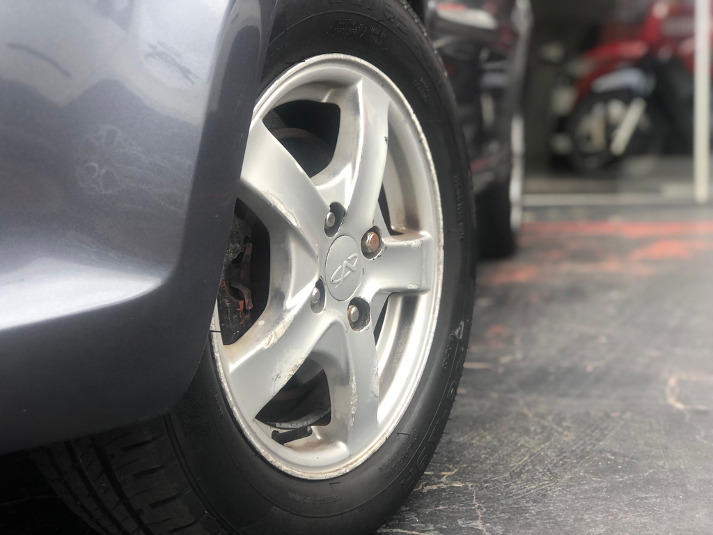 Chery Face Cinza