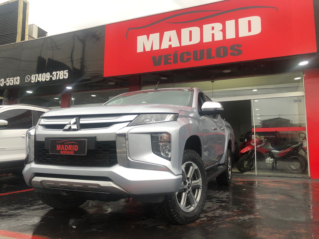 Mitsubishi L200 Triton Prata