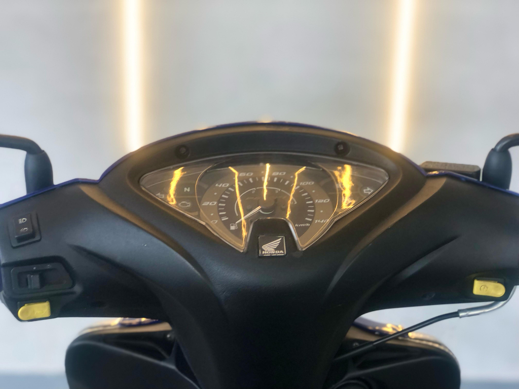 Honda BIZ  Azul