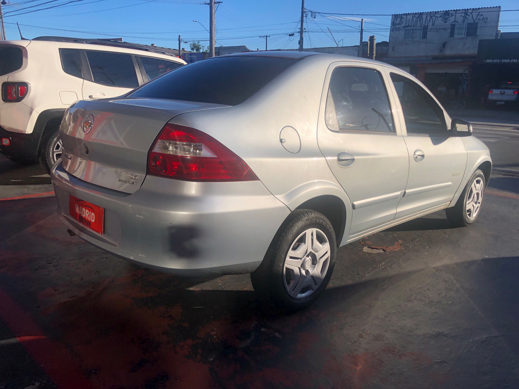 Chevrolet Prisma Prata