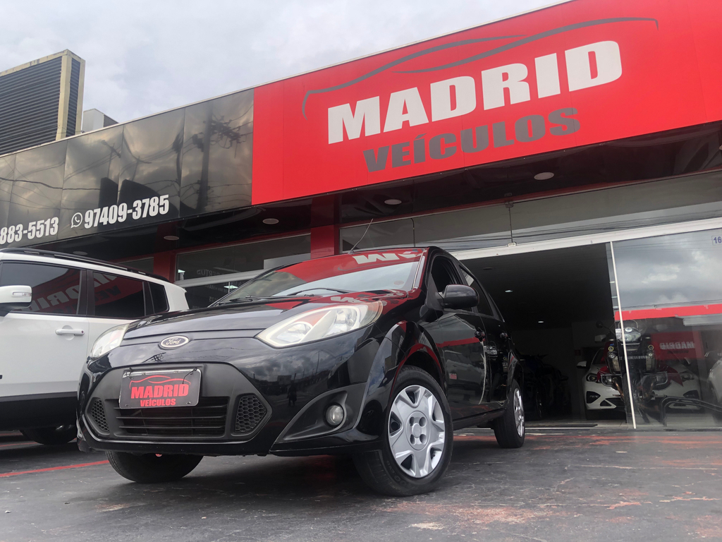 Ford Fiesta Hatch Preto