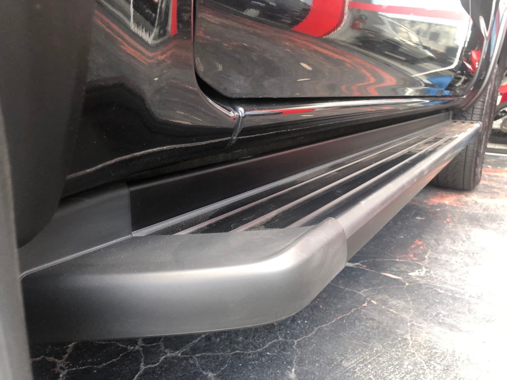 Nissan Frontier Preto