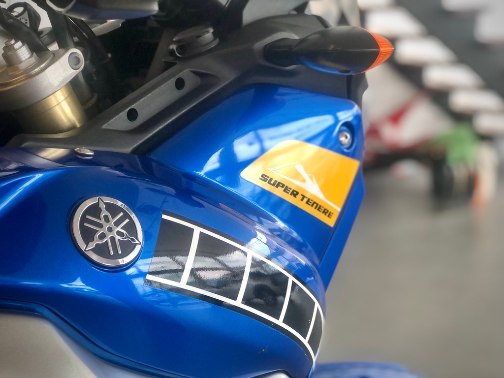 Yamaha XT Azul