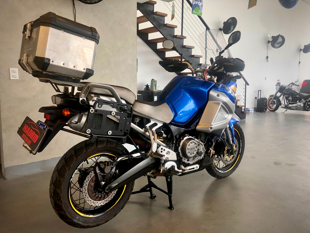 Yamaha XT Azul