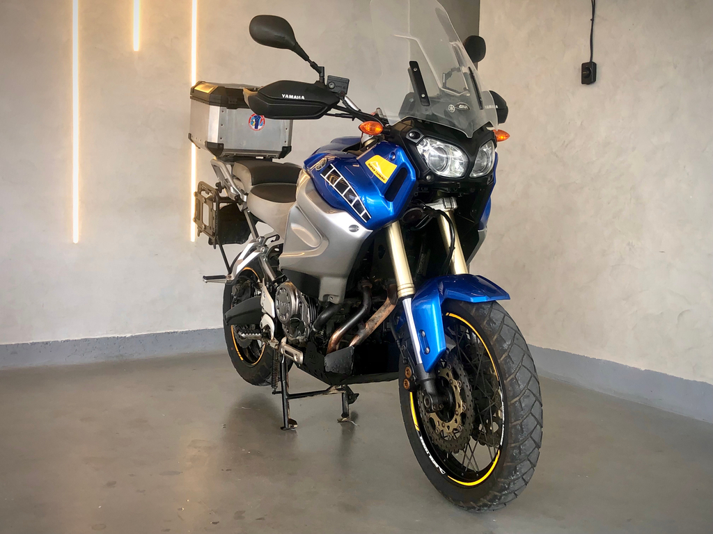 Yamaha XT Azul