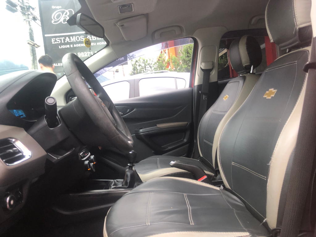 Chevrolet Prisma Vermelho