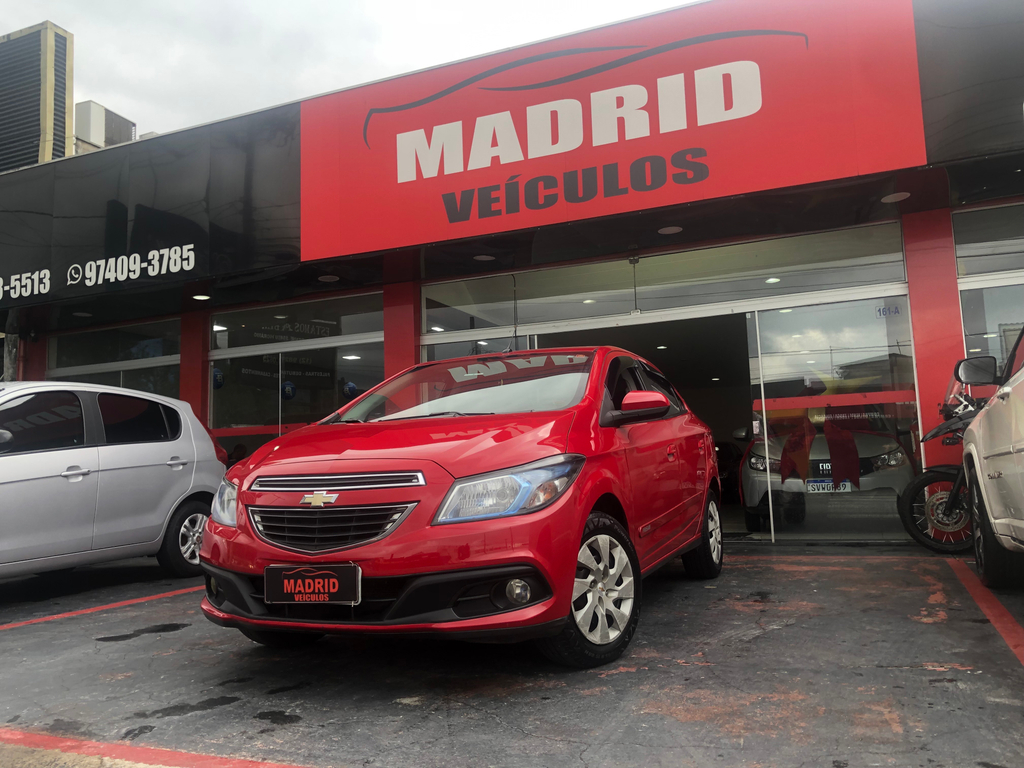 Chevrolet Prisma Vermelho