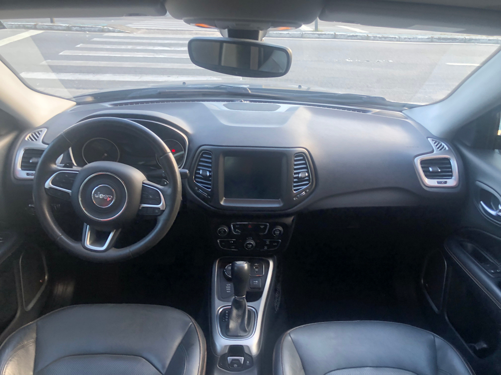 Jeep Compass Cinza