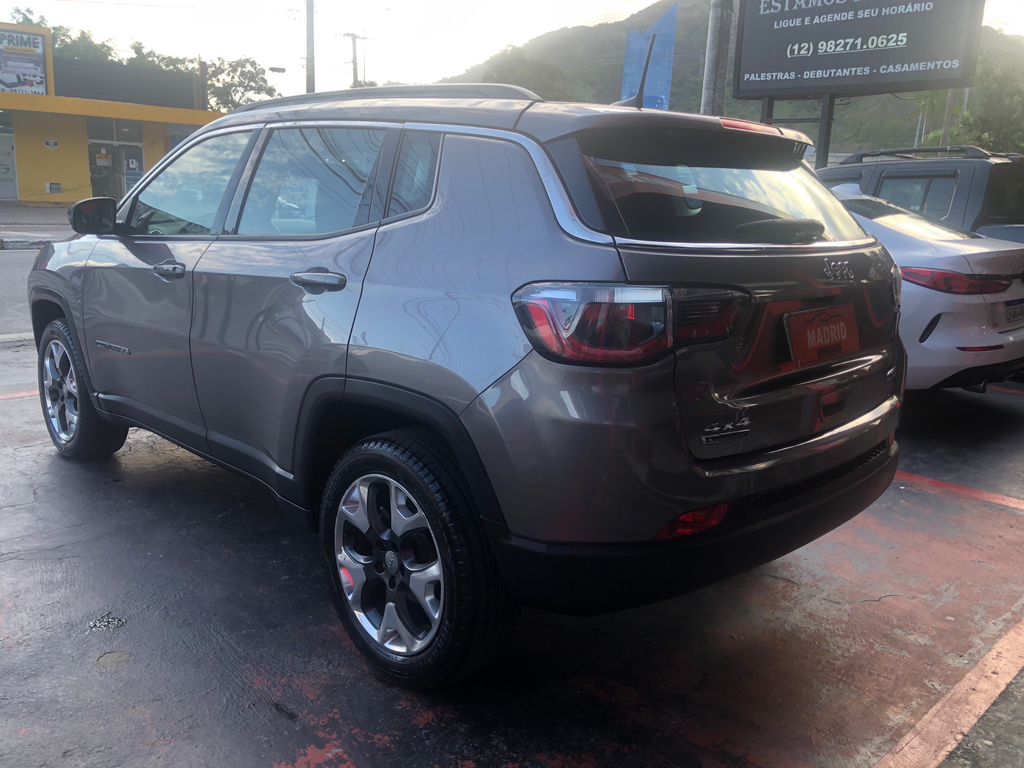 Jeep Compass Cinza