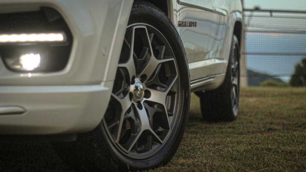 Jeep Commander Branco