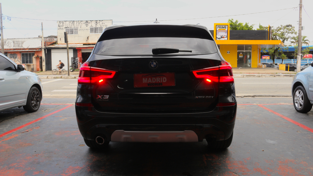 BMW X3 Cinza