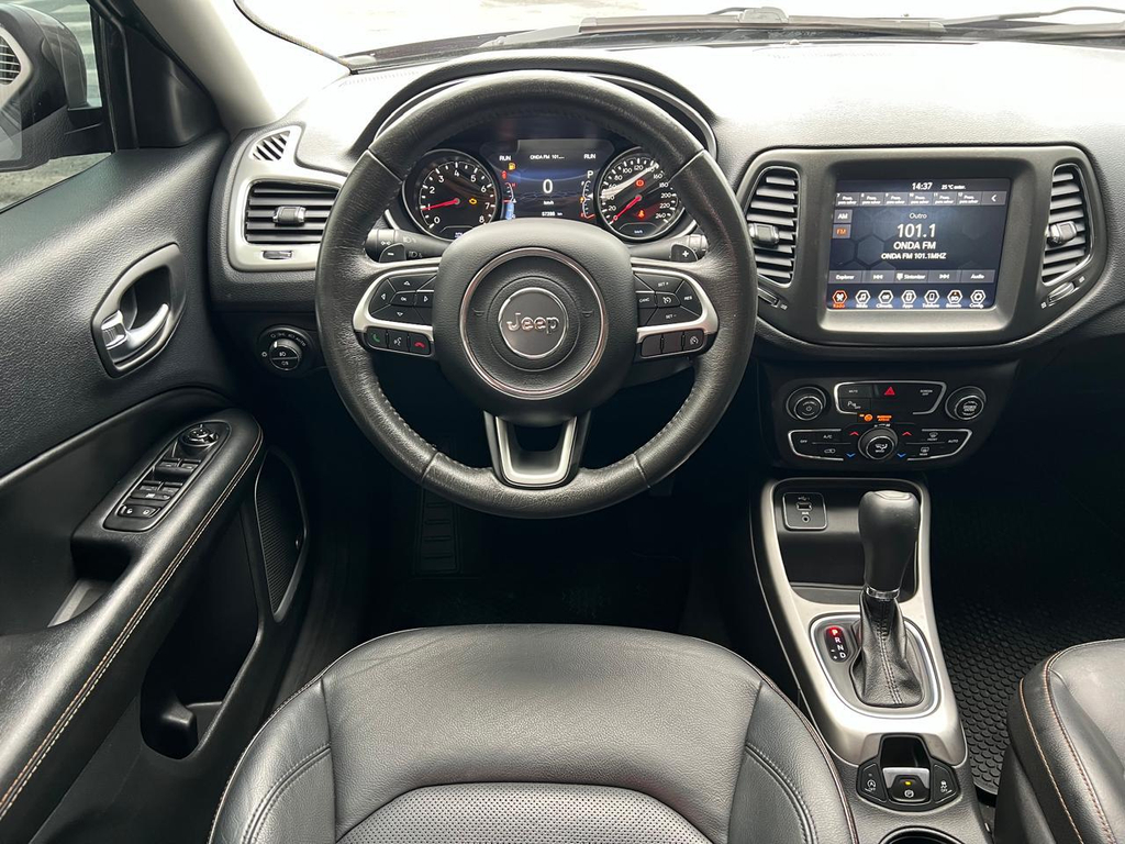 Jeep Compass Cinza