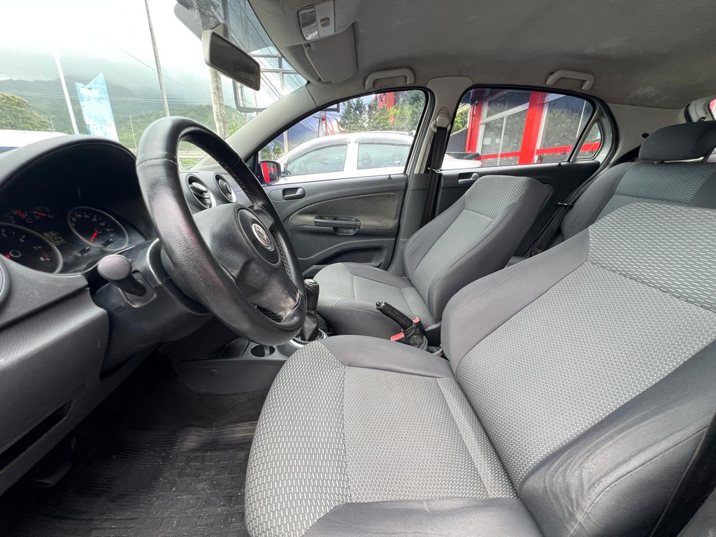 Volkswagen Gol Prata