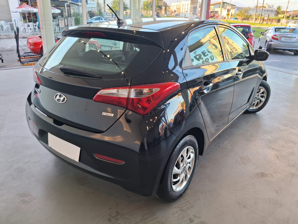 Hyundai HB20 Preto