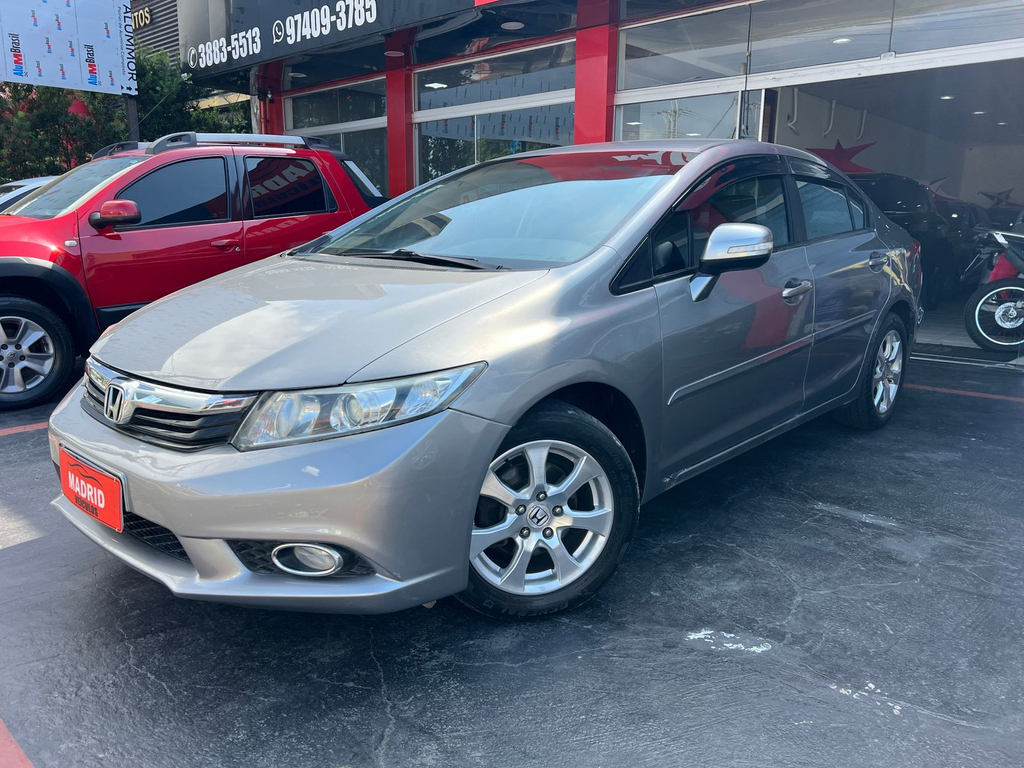 Honda Civic Sedan Cinza
