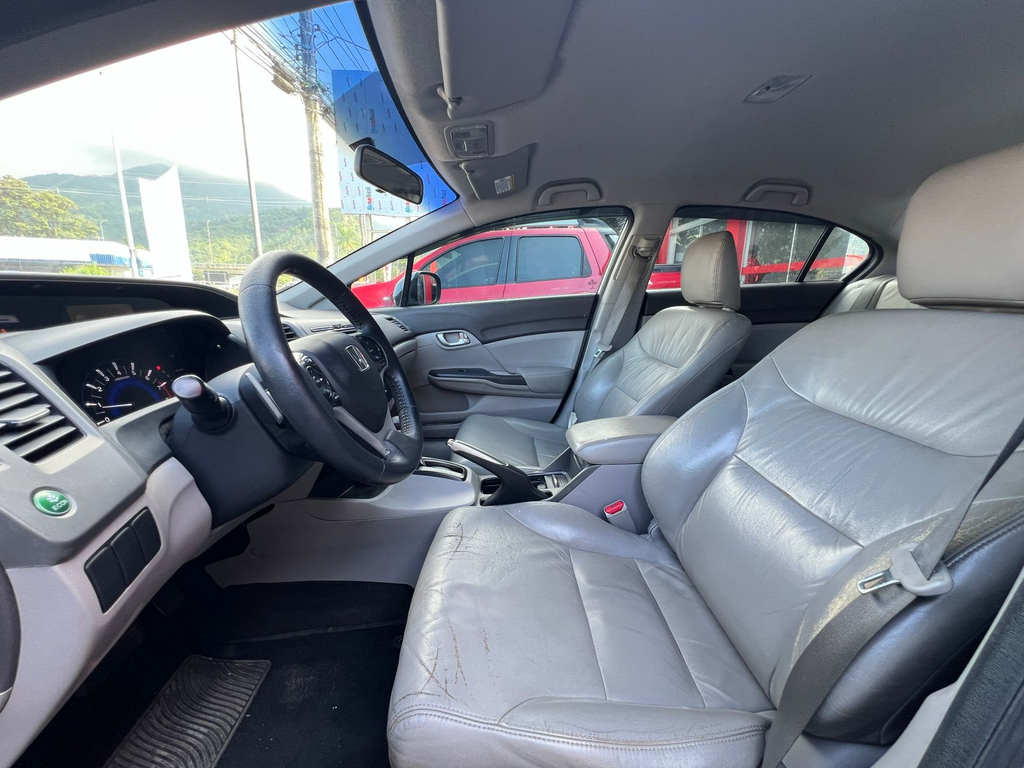 Honda Civic Sedan Cinza