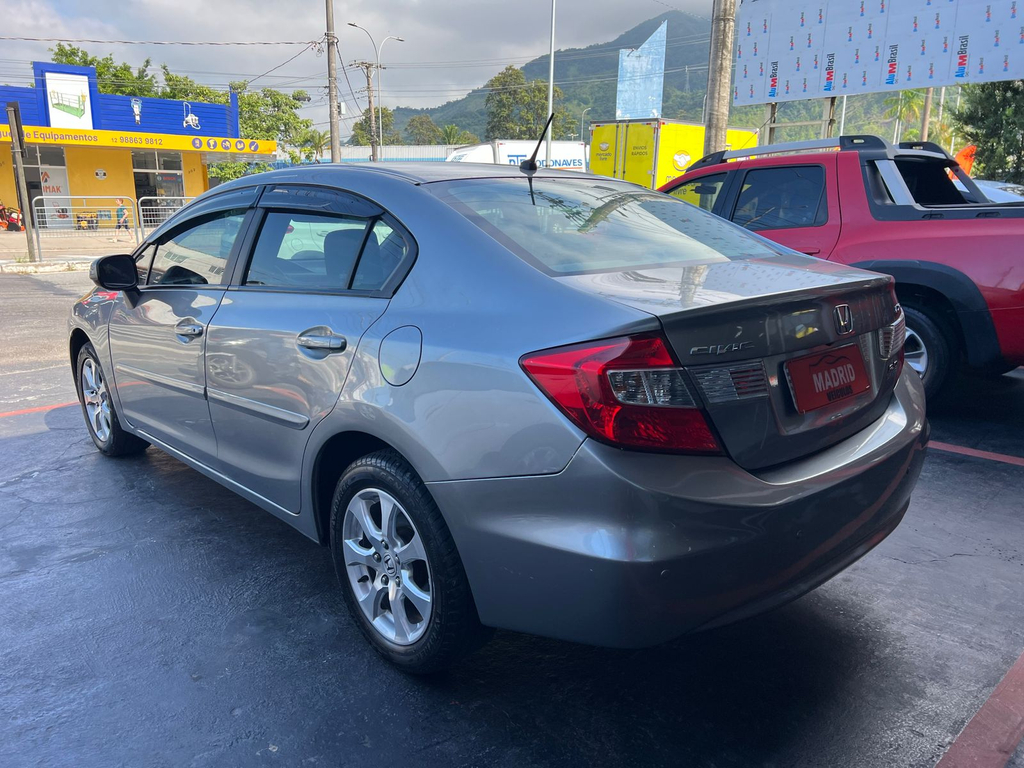 Honda Civic Sedan Cinza