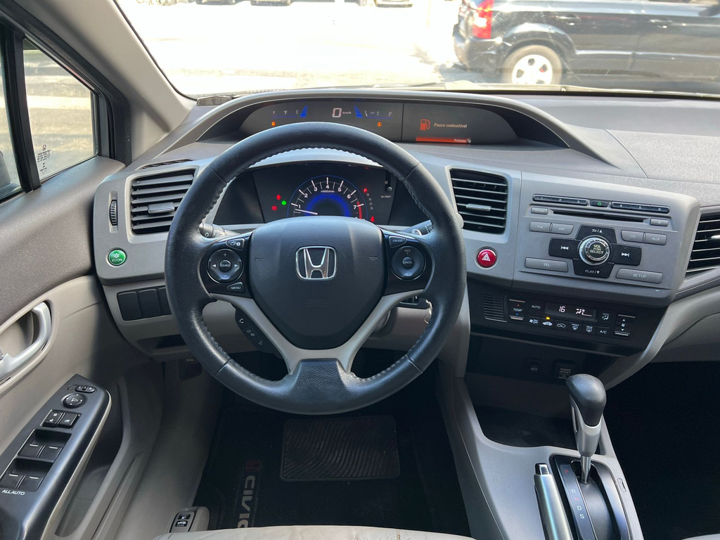 Honda Civic Sedan Cinza
