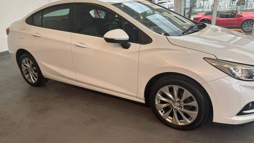 Chevrolet Cruze Sedan Branco