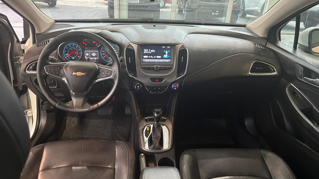 Chevrolet Cruze Sedan Branco
