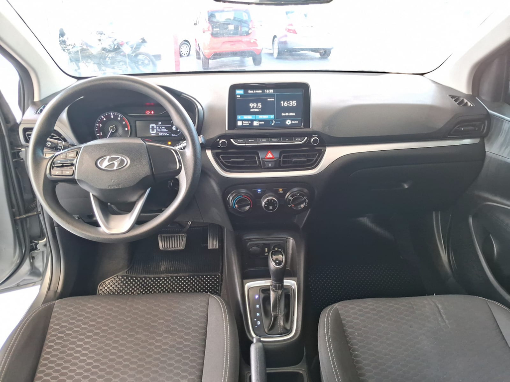 Hyundai HB20 Cinza